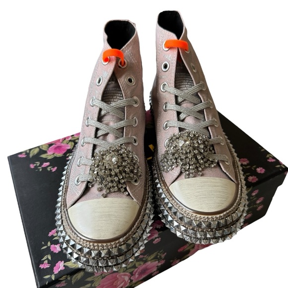 NIB Free People x Nan-ku Cruise Studded Hi Top Sneakers, Mellow Mauve, Size 37/7 - Picture 6 of 10